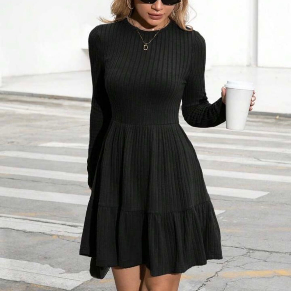 Women’s Black Dress S(4)